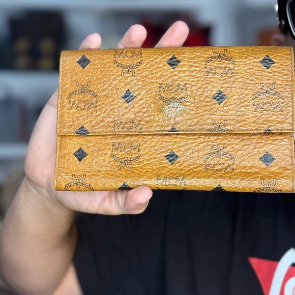 mcm trifold wallet - Picture 1 of 1